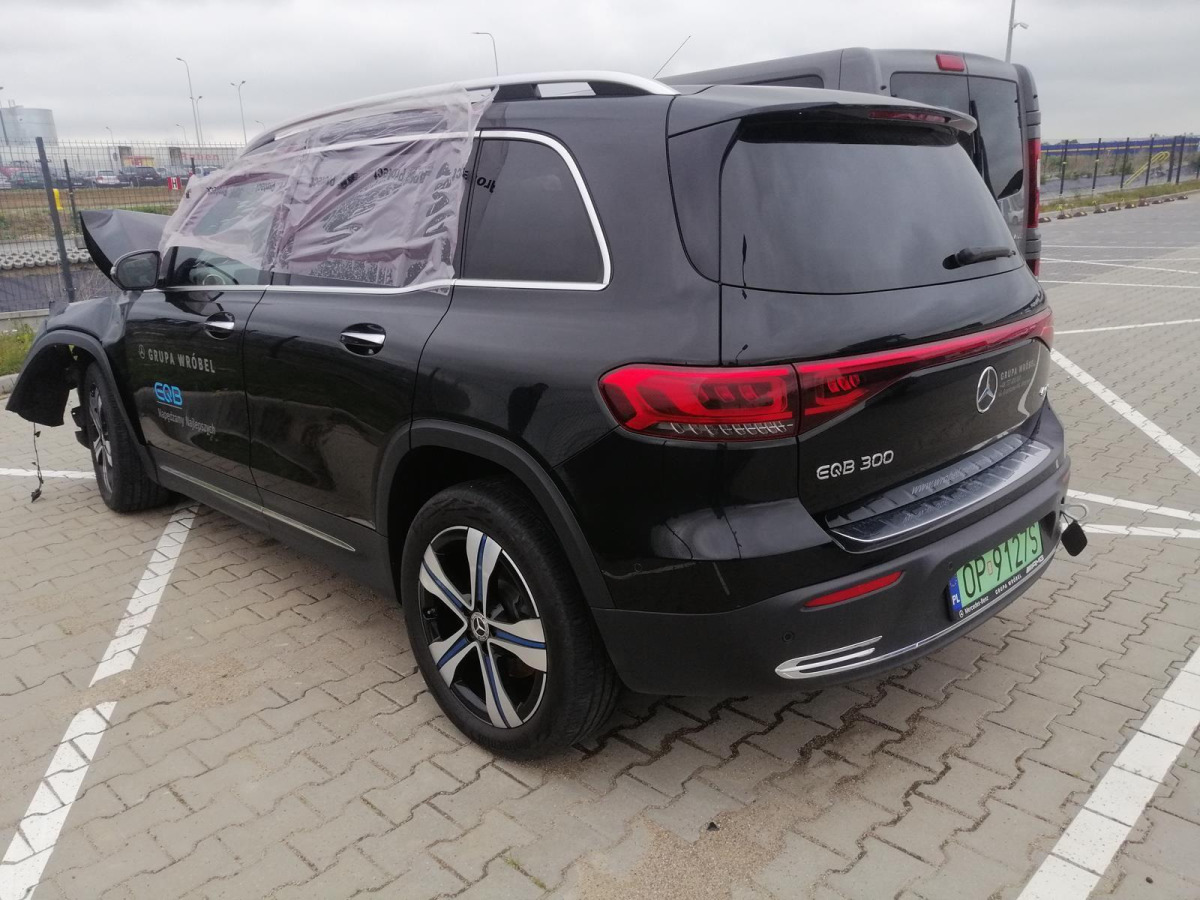MERCEDES BENZ EQB 300 4MATIC SUV - SUV: photos 3 MERCEDES BENZ EQB 300 4MATIC SUV - SUV: photos 3