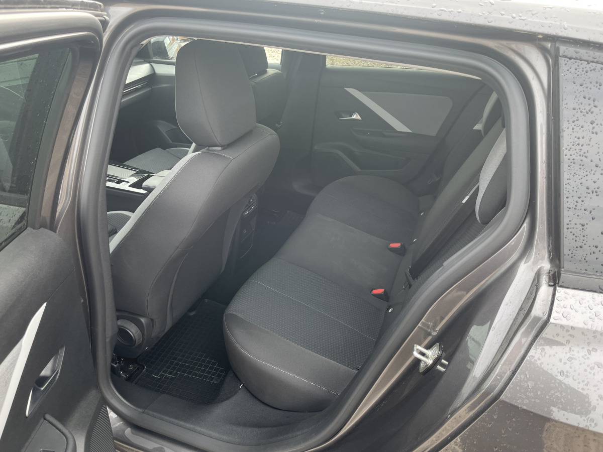 Voiture OPEL ASTRA KOMBI: photos 8