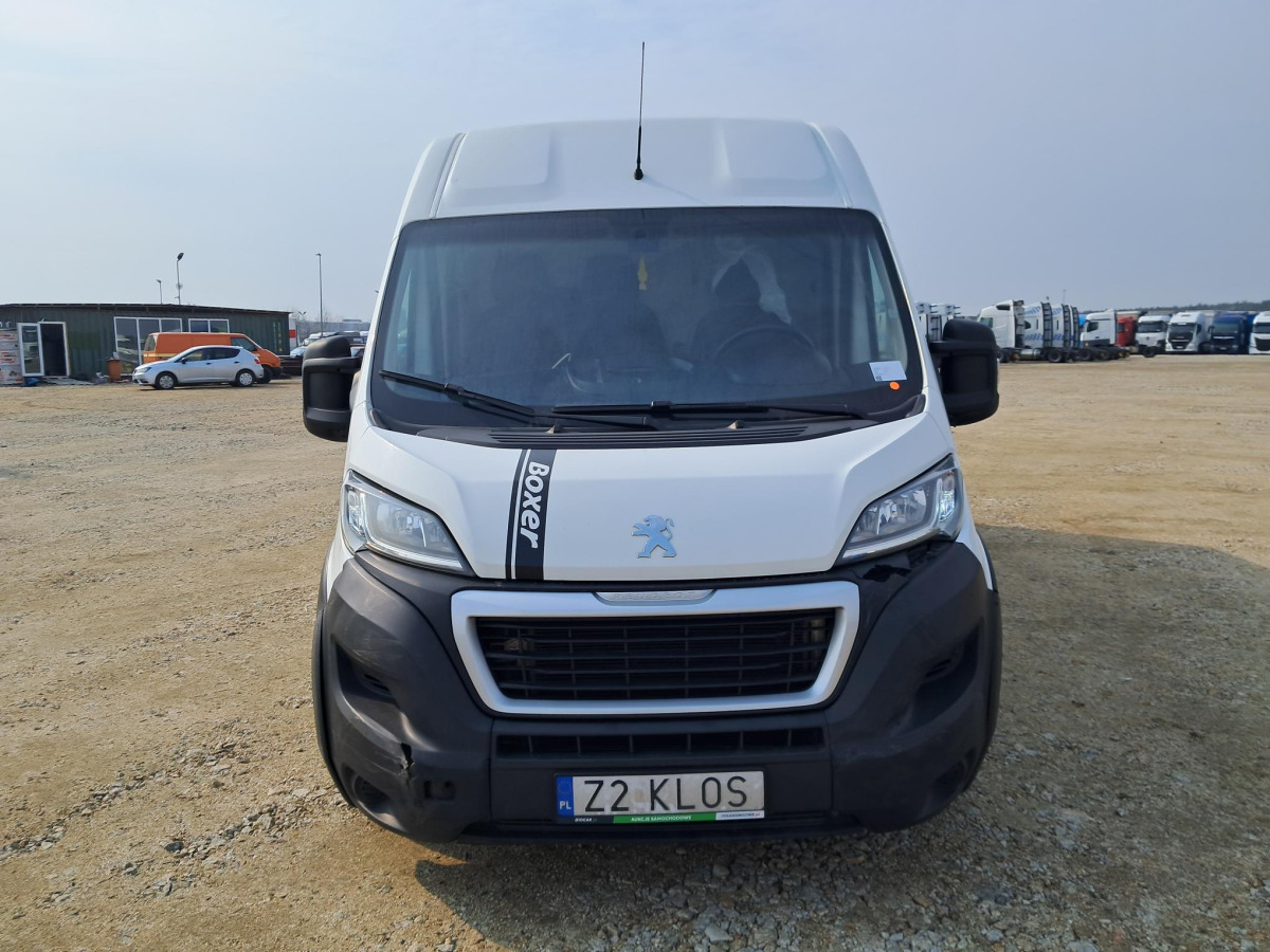 PEUGEOT BOXER FURGON BLASZAK - Fourgon utilitaire: photos 3 PEUGEOT BOXER FURGON BLASZAK - Fourgon utilitaire: photos 3