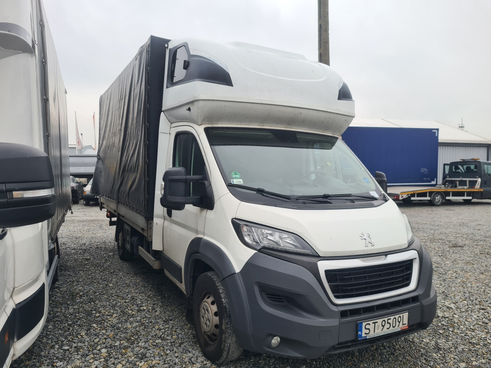 PEUGEOT BOXER PLANDEKA - Utilitaire plateau baché: photos 1 PEUGEOT BOXER PLANDEKA - Utilitaire plateau baché: photos 1