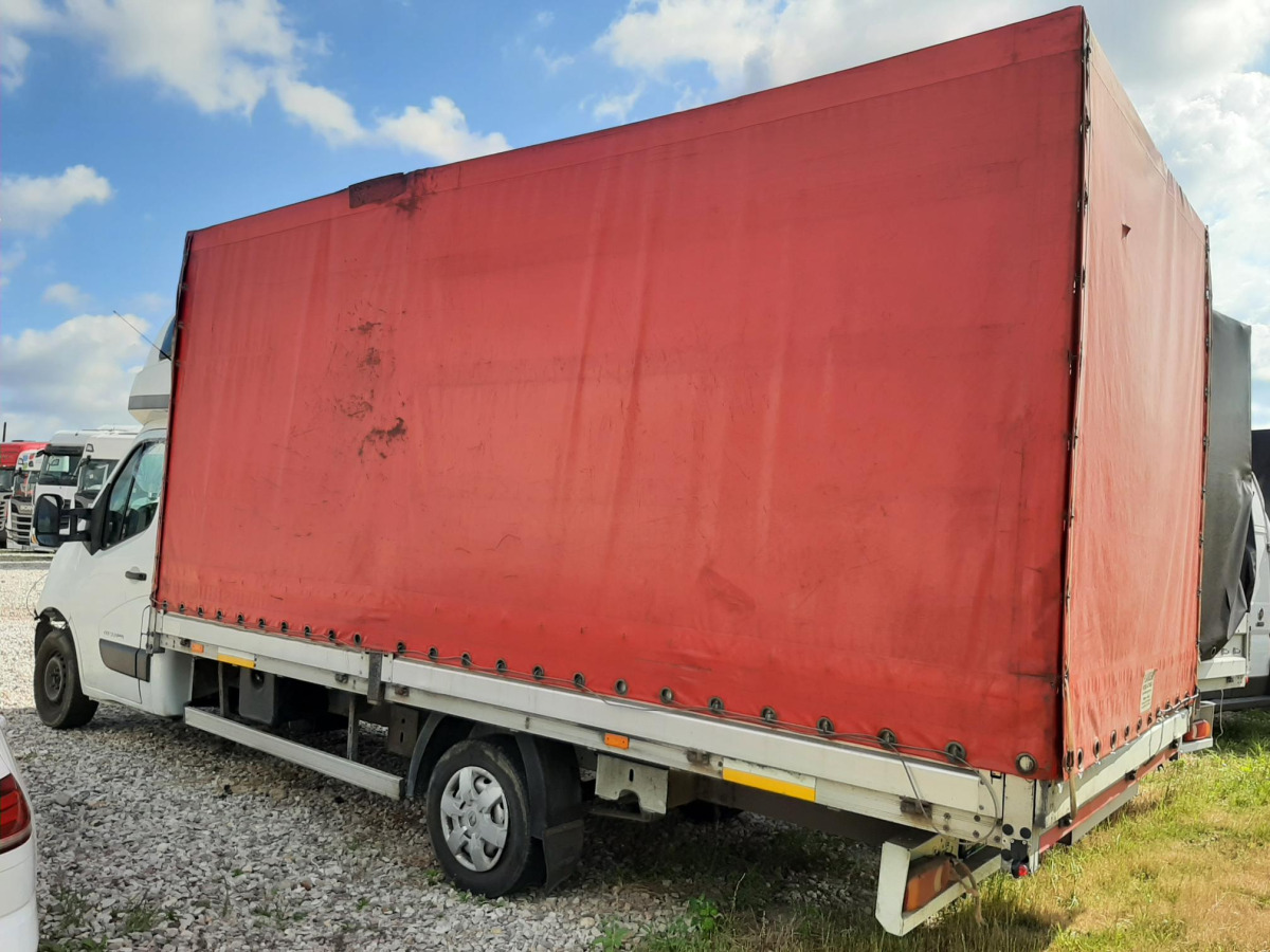 RENAULT MASTER PLANDEKA - Utilitaire plateau baché: photos 4 RENAULT MASTER PLANDEKA - Utilitaire plateau baché: photos 4
