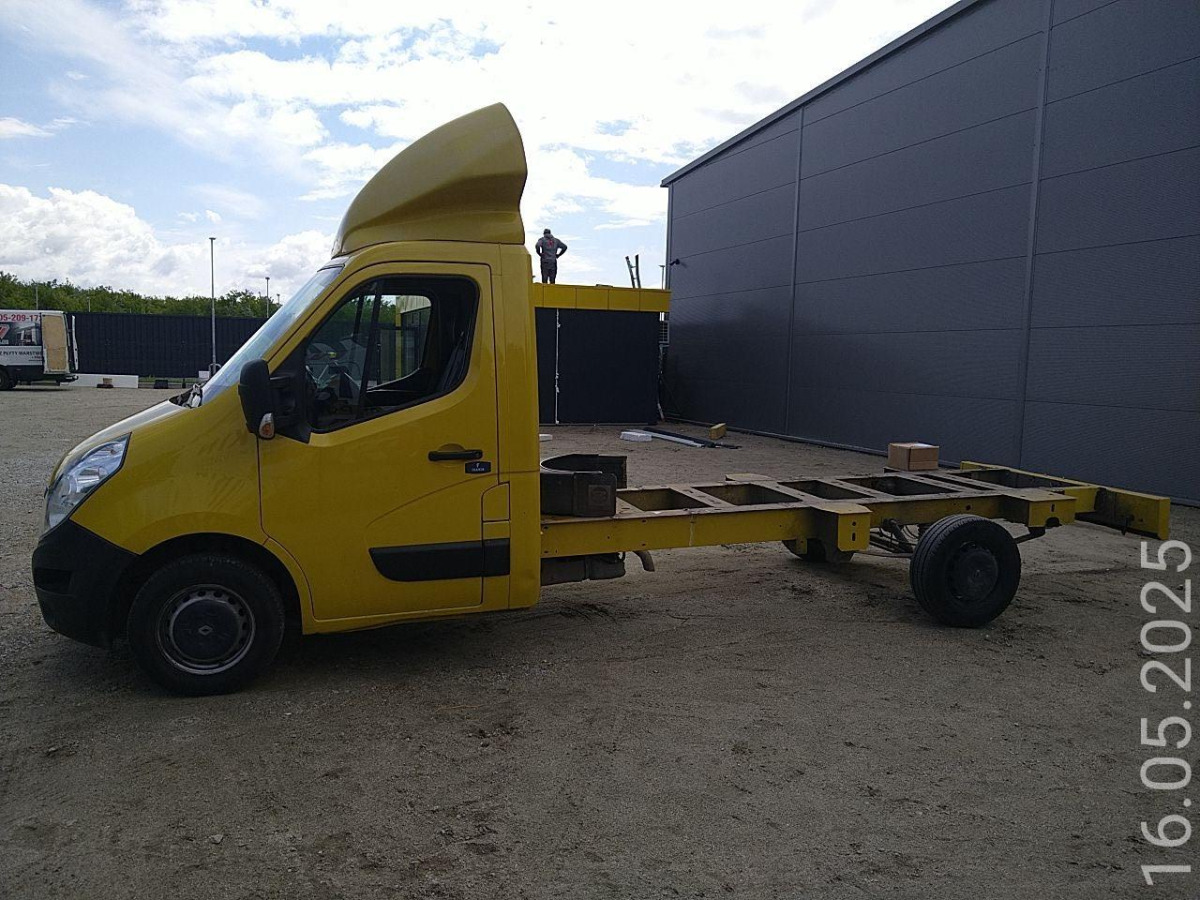 RENAULT MASTER RAMA DO ZABUDOWY - Châssis cabine: photos 3 RENAULT MASTER RAMA DO ZABUDOWY - Châssis cabine: photos 3