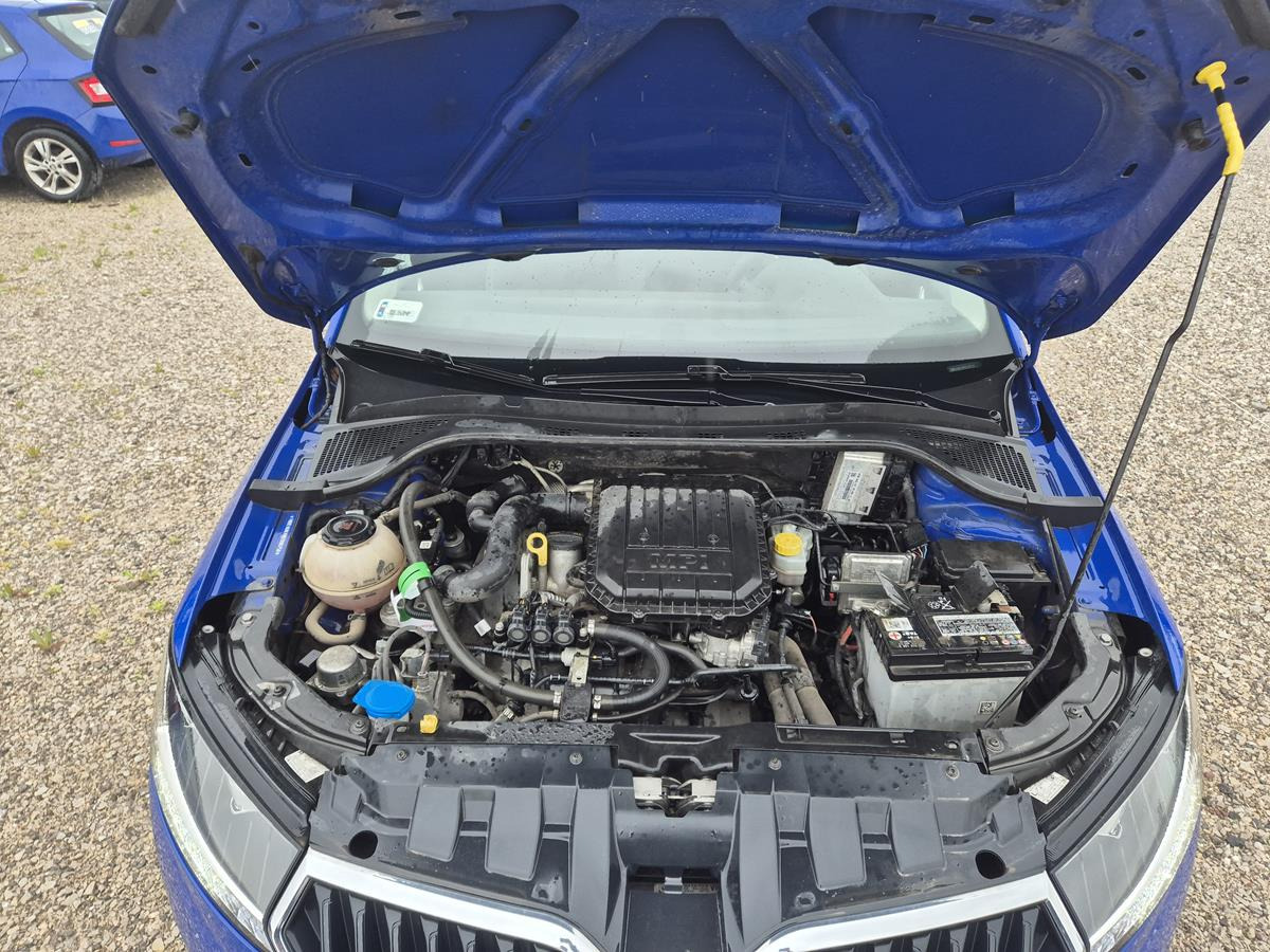 Voiture à hayon SKODA FABIA HATCHBACK: photos 19