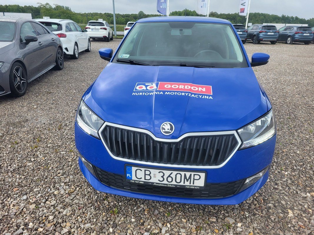 SKODA FABIA HATCHBACK - Voiture à hayon: photos 2 SKODA FABIA HATCHBACK - Voiture à hayon: photos 2