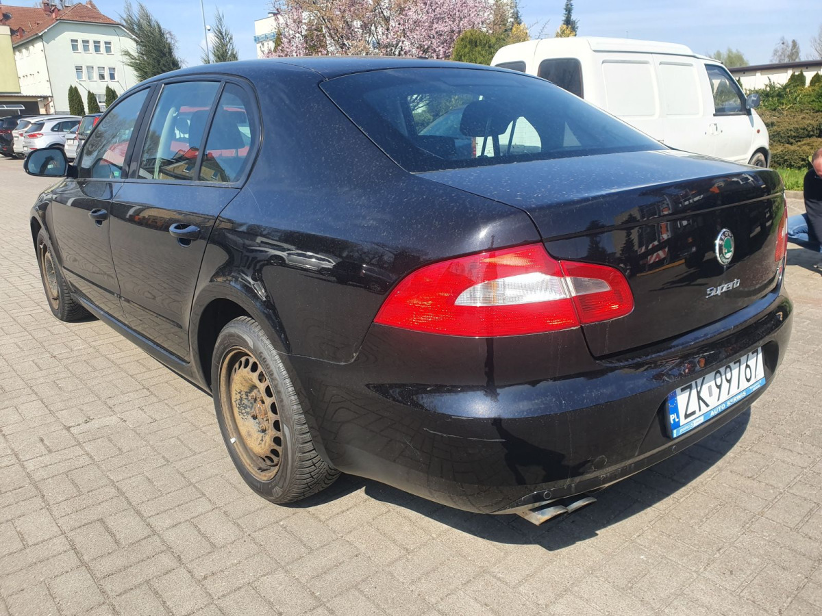 SKODA SUPERB SEDAN - Berline: photos 3 SKODA SUPERB SEDAN - Berline: photos 3