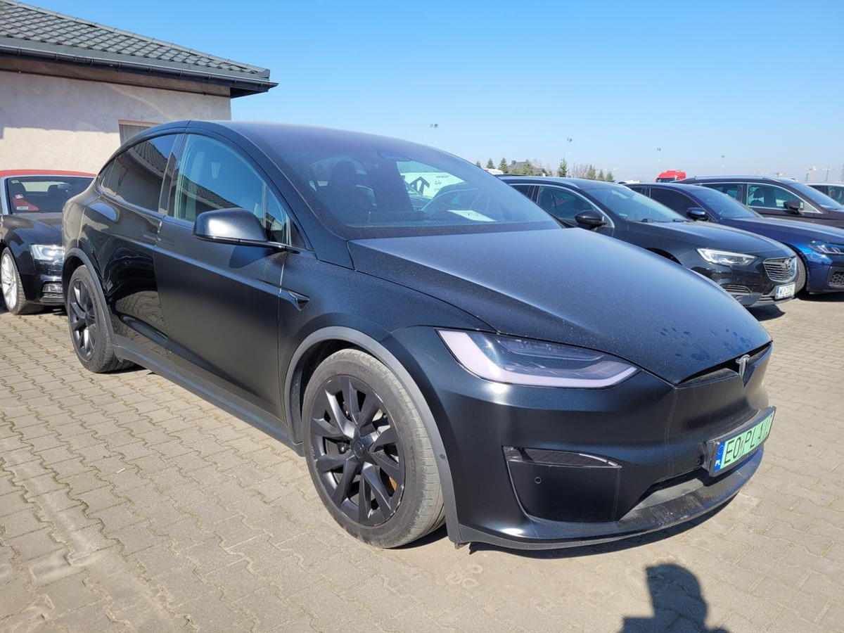 TESLA MODEL X SUV - SUV: photos 1 TESLA MODEL X SUV - SUV: photos 1