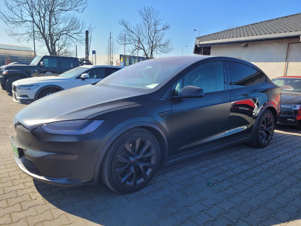 TESLA MODEL X SUV - SUV: photos 3 TESLA MODEL X SUV - SUV: photos 3