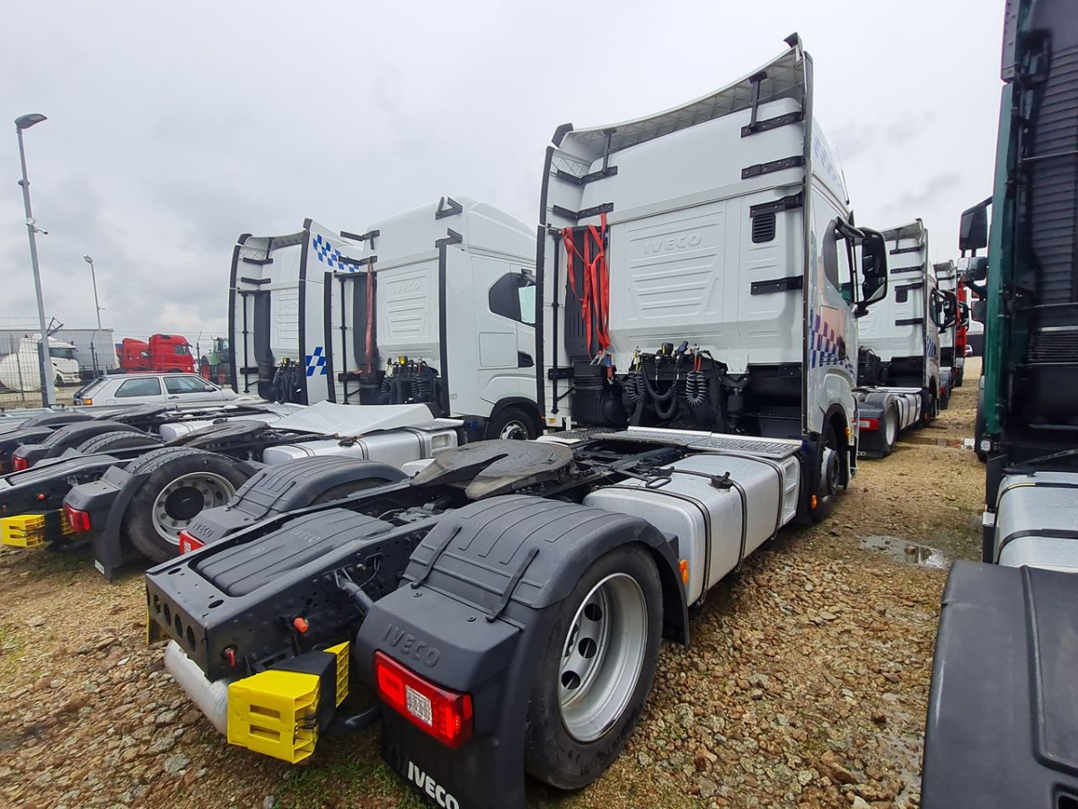 IVECO AS440ST/FP LT CIĄGNIK SIODŁOWY - Tracteur routier: photos 4 IVECO AS440ST/FP LT CIĄGNIK SIODŁOWY - Tracteur routier: photos 4