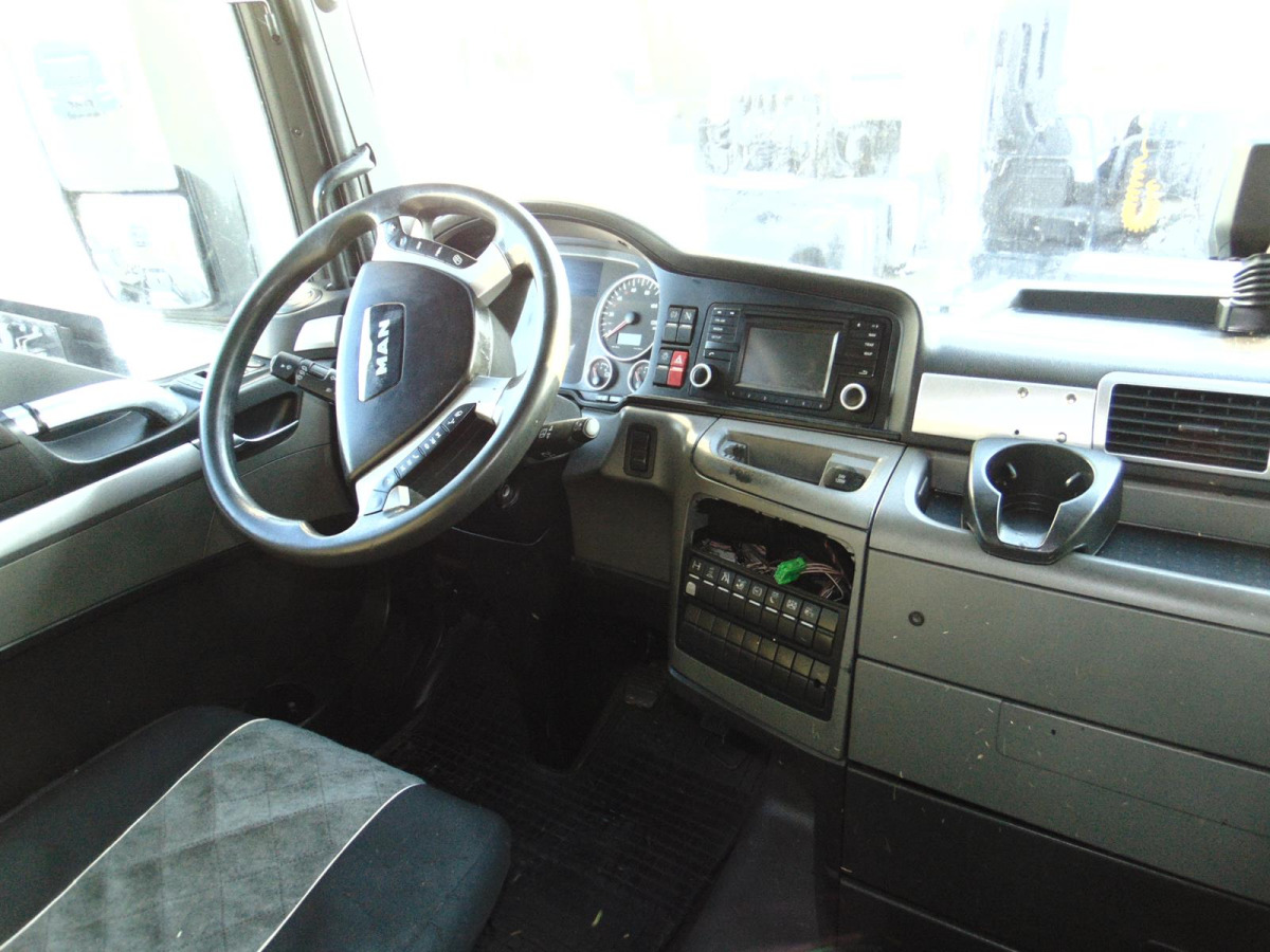 MAN TGX CIĄGNIK SIODŁOWY - Tracteur routier: photos 5 MAN TGX CIĄGNIK SIODŁOWY - Tracteur routier: photos 5