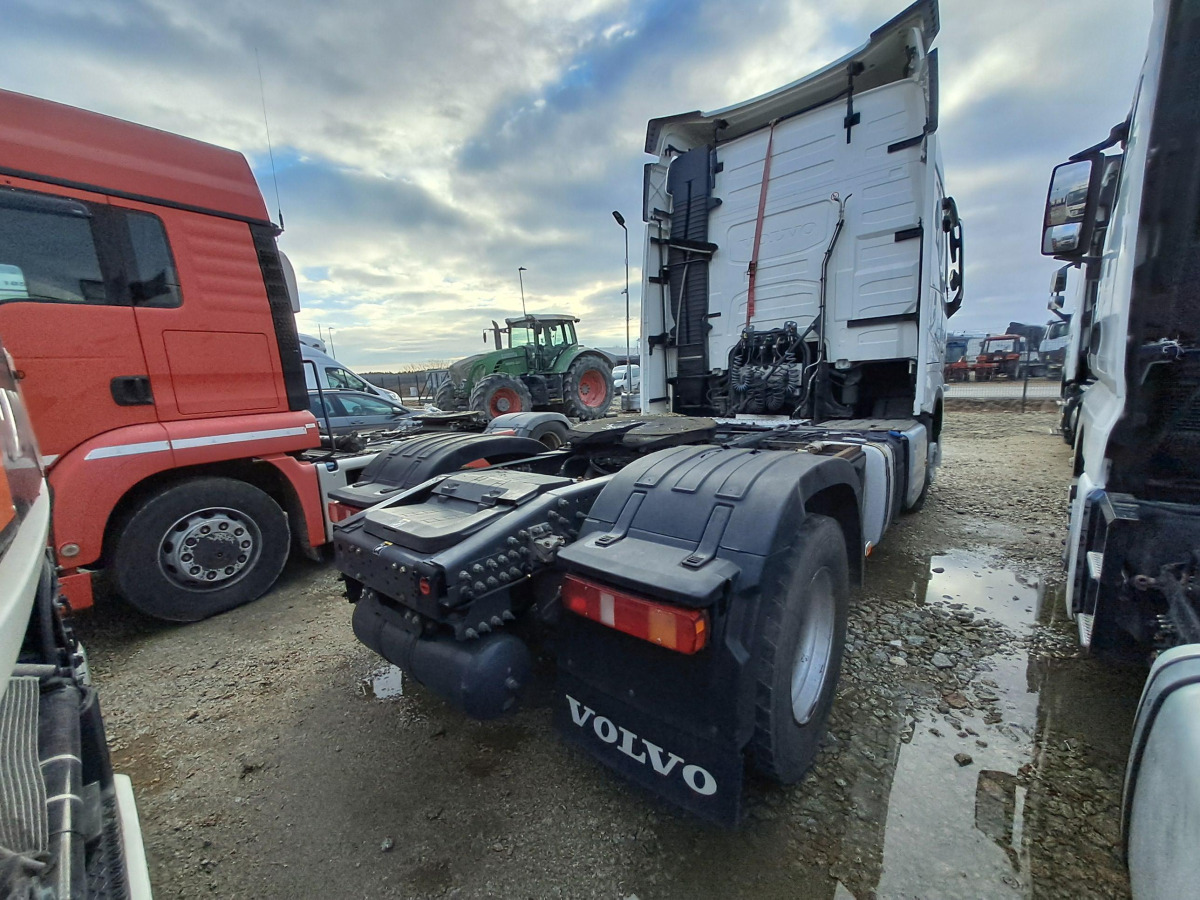 VOLVO FH 460 CIĄGNIK SIODŁOWY - Tracteur routier: photos 5 VOLVO FH 460 CIĄGNIK SIODŁOWY - Tracteur routier: photos 5