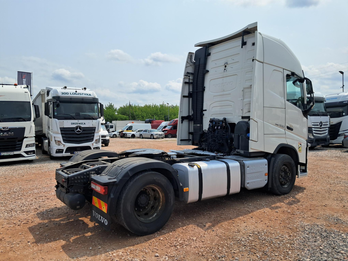 VOLVO FH CIĄGNIK SIODŁOWY - Tracteur routier: photos 5 VOLVO FH CIĄGNIK SIODŁOWY - Tracteur routier: photos 5
