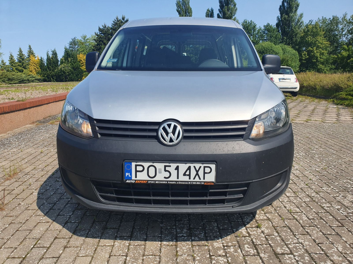VOLKSWAGEN CADDY MINIVAN - Voiture: photos 3 VOLKSWAGEN CADDY MINIVAN - Voiture: photos 3