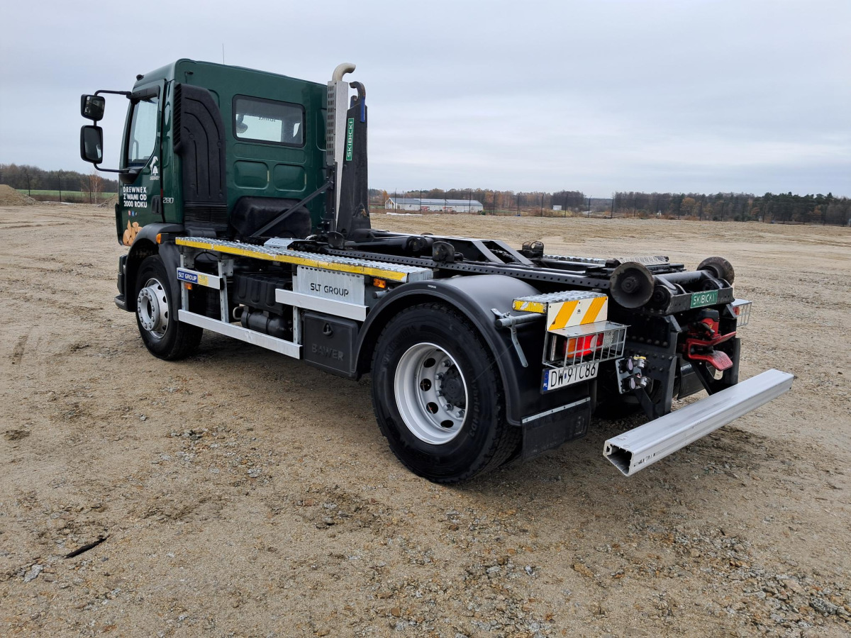 VOLVO FL - Camion ampliroll: photos 5 VOLVO FL - Camion ampliroll: photos 5