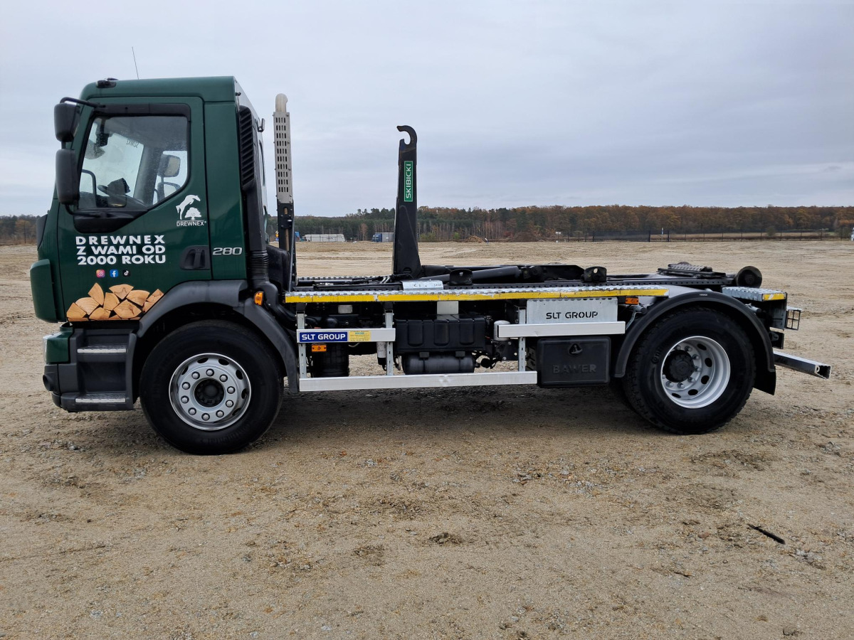 VOLVO FL - Camion ampliroll: photos 4 VOLVO FL - Camion ampliroll: photos 4