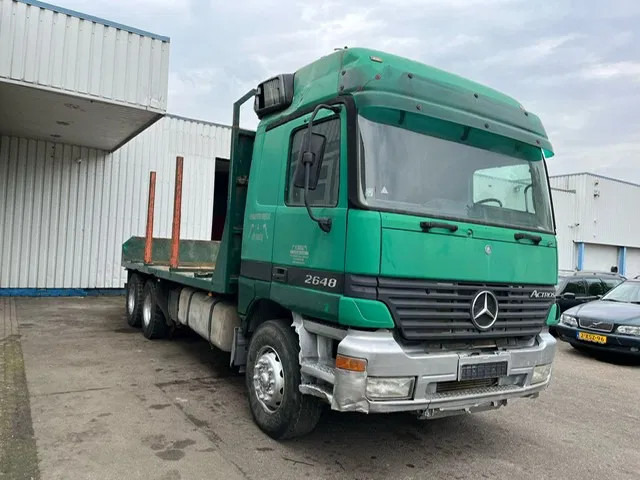 Mercedes-Benz Actros 2648 , V8 , 6x4 , 3 Pedals EPS , Euro 2 - Camion plateau: photos 4 Mercedes-Benz Actros 2648 , V8 , 6x4 , 3 Pedals EPS , Euro 2 - Camion plateau: photos 4