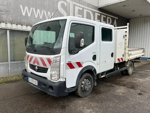 Renault Maxity 140 DXi , Crew Cab , 6 Pers. , Airco - Fourgon plateau, Utilitaire double cabine: photos 1 Renault Maxity 140 DXi , Crew Cab , 6 Pers. , Airco - Fourgon plateau, Utilitaire double cabine: photos 1