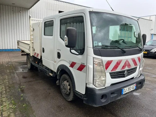 Renault Maxity 140 DXi , Crew Cab , 6 Pers. , Airco - Fourgon plateau, Utilitaire double cabine: photos 4 Renault Maxity 140 DXi , Crew Cab , 6 Pers. , Airco - Fourgon plateau, Utilitaire double cabine: photos 4