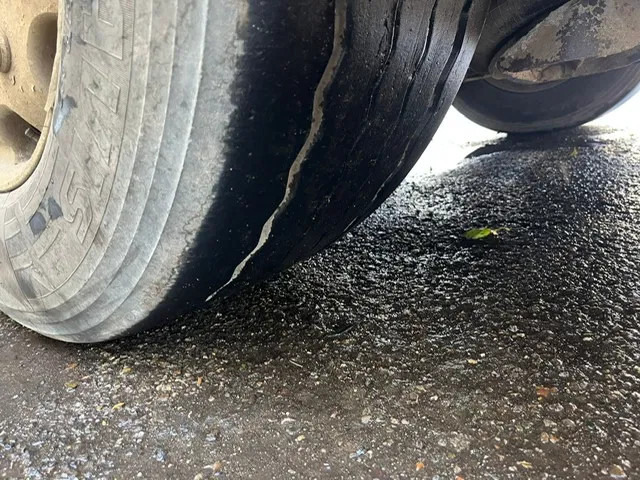 Semi-remorque plateau SYSTEM TRAILER 3x SAF Axle , Flat trailer: photos 16 Semi-remorque plateau SYSTEM TRAILER 3x SAF Axle , Flat trailer: photos 16