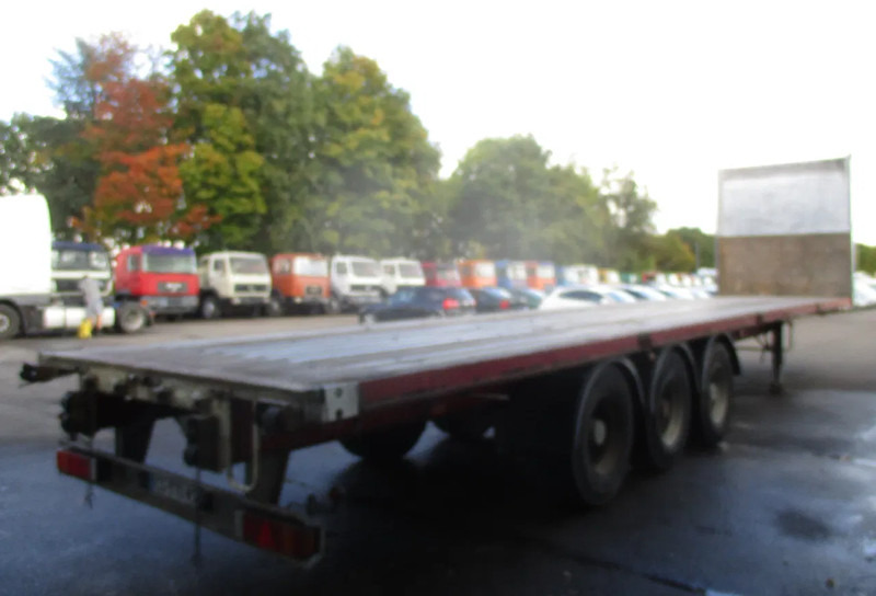 Samro SR 334 , 3 SAF Axle , Drum Brakes , Air Suspension - Semi-remorque plateau: photos 3 Samro SR 334 , 3 SAF Axle , Drum Brakes , Air Suspension - Semi-remorque plateau: photos 3