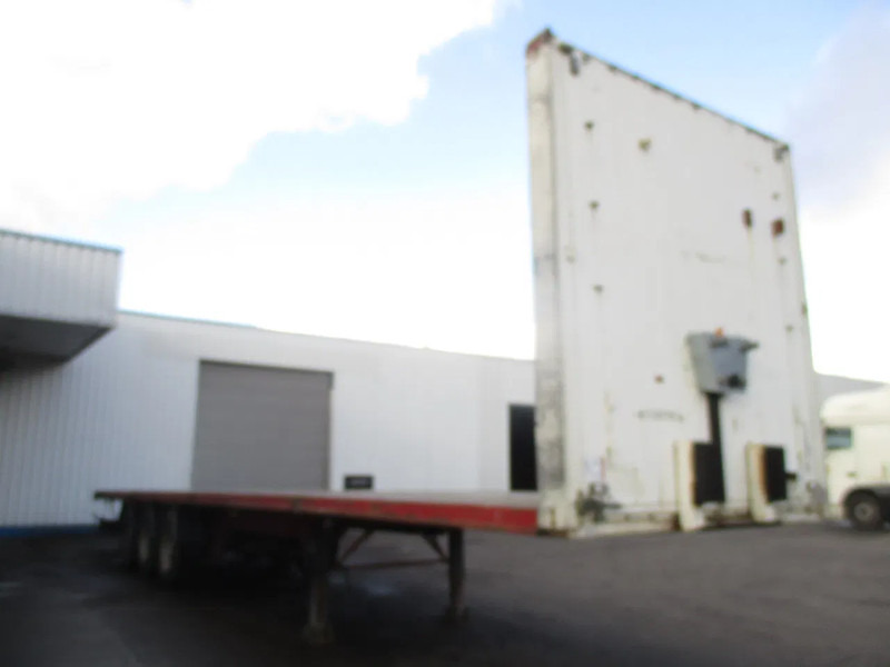 Samro SR 334 , 3 SAF Axle , Drum Brakes , Air Suspension - Semi-remorque plateau: photos 4 Samro SR 334 , 3 SAF Axle , Drum Brakes , Air Suspension - Semi-remorque plateau: photos 4