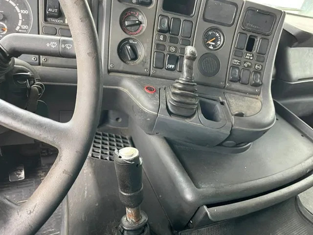 Tracteur routier Scania R 124 L 420 , Manual Gearbox , Airco , Retarder: photos 9 Tracteur routier Scania R 124 L 420 , Manual Gearbox , Airco , Retarder: photos 9