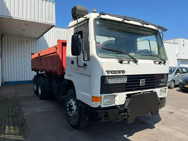 Volvo FL 10 280 , 6x4 , Tipper , Spring Suspension , Manual - Camion benne: photos 4 Volvo FL 10 280 , 6x4 , Tipper , Spring Suspension , Manual - Camion benne: photos 4