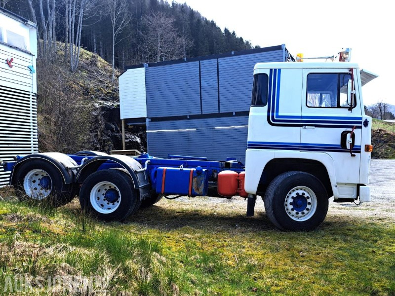 1976 Scania LBS 140 S - 6x2 - Veteran - Km: 300000 - Châssis cabine: photos 4 1976 Scania LBS 140 S - 6x2 - Veteran - Km: 300000 - Châssis cabine: photos 4