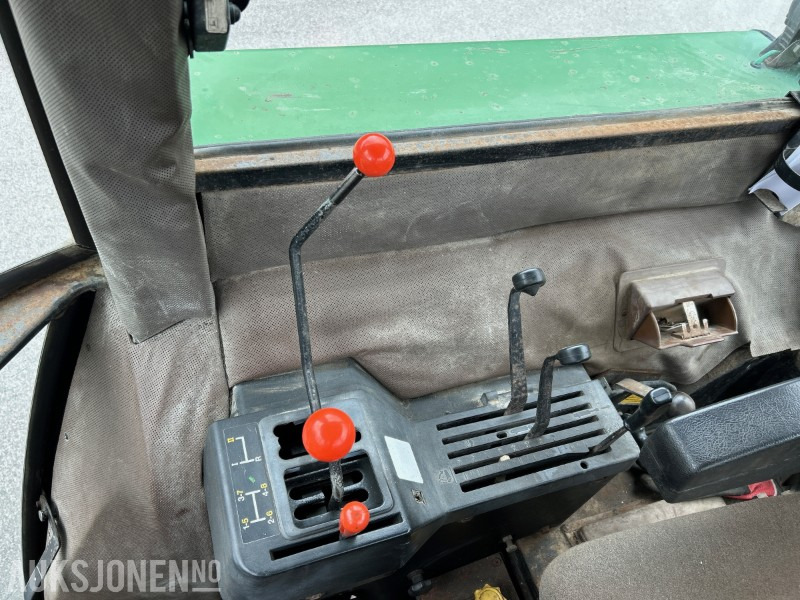 Tracteur agricole 1982 John Deere 2040 Traktor - 4253 Timer: photos 10