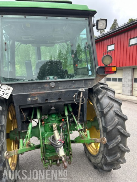 Tracteur agricole 1982 John Deere 2040 Traktor - 4253 Timer: photos 9