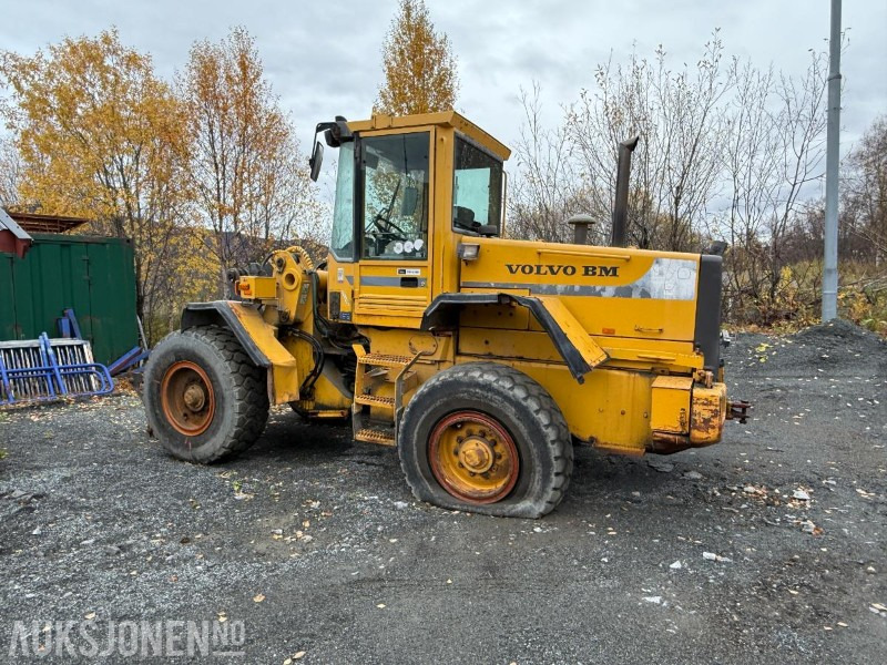 1994 Volvo L70B Hjullaster - Skuff - HK - 16812T - Chargeuse sur pneus: photos 3 1994 Volvo L70B Hjullaster - Skuff - HK - 16812T - Chargeuse sur pneus: photos 3