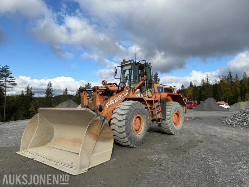1995 Fiat-Hitachi FR 220.2 - Chargeuse sur pneus: photos 1 1995 Fiat-Hitachi FR 220.2 - Chargeuse sur pneus: photos 1