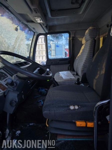 1996 MAN 8.223 LC Kranbil - 355000KM - crédit-bail 1996 MAN 8.223 LC Kranbil - 355000KM: photos 10 1996 MAN 8.223 LC Kranbil - 355000KM - crédit-bail 1996 MAN 8.223 LC Kranbil - 355000KM: photos 10