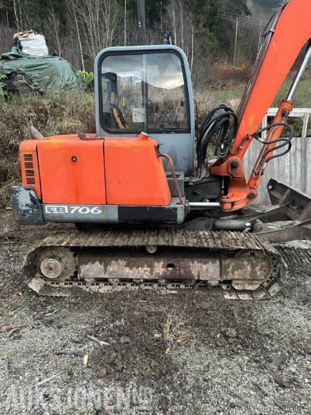 1997 PEL-JOB EB706 gravemaskin graveskuffe smalskuffe pusseskuffe - Pelle: photos 3 1997 PEL-JOB EB706 gravemaskin graveskuffe smalskuffe pusseskuffe - Pelle: photos 3