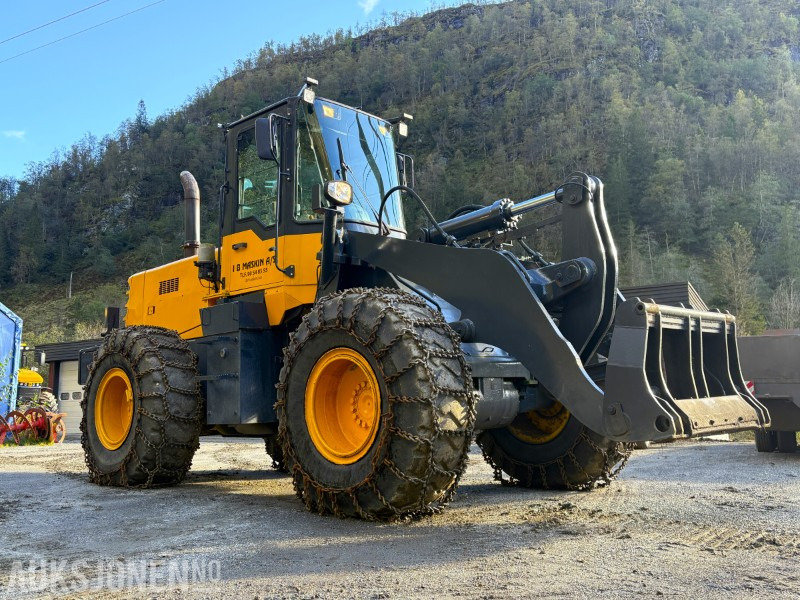 1998 Komatsu WA320-3H - KUN 9 248 timer! - Chargeuse sur pneus: photos 2 1998 Komatsu WA320-3H - KUN 9 248 timer! - Chargeuse sur pneus: photos 2