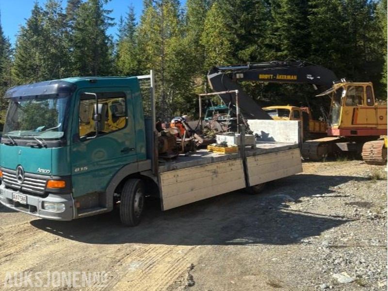 1998 Mercedes-Benz Atego 815/36 - Camion plateau: photos 3 1998 Mercedes-Benz Atego 815/36 - Camion plateau: photos 3