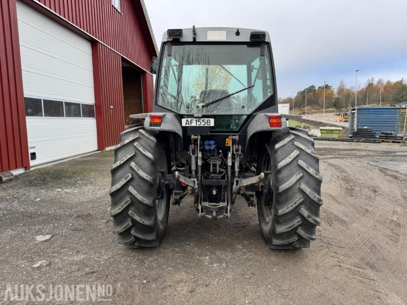 2001 Massey Ferguson 2230-4 m/Trima 320 Professional laster, 1171 timer, servicehistorikk, fremstår som godt vedlikeholdt - Tracteur agricole: photos 5 2001 Massey Ferguson 2230-4 m/Trima 320 Professional laster, 1171 timer, servicehistorikk, fremstår som godt vedlikeholdt - Tracteur agricole: photos 5
