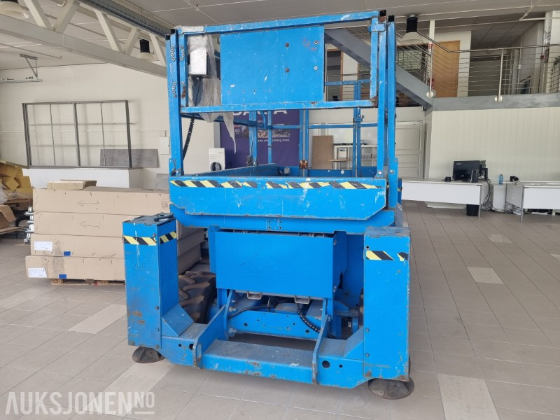2002 Genie GS-2668 RT lift diesel - Nacelle: photos 2 2002 Genie GS-2668 RT lift diesel - Nacelle: photos 2