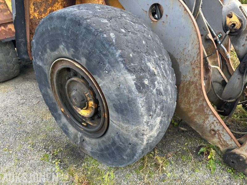 Chargeuse sur pneus 2002 Volvo L90D hjullaster – 17 tonn // Helgummihjul // Sentralsmøring: photos 6