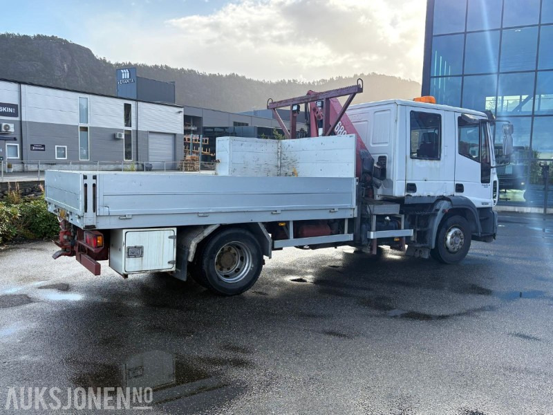 2004 Iveco 120E24 EUROCARGO kranbil - registrert for 5 sitteplasser - Camion grue: photos 3 2004 Iveco 120E24 EUROCARGO kranbil - registrert for 5 sitteplasser - Camion grue: photos 3