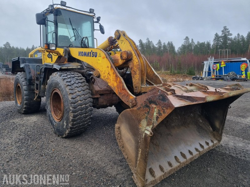 2004 Komatsu WA320-5H hjullaster - Chargeuse sur pneus: photos 2 2004 Komatsu WA320-5H hjullaster - Chargeuse sur pneus: photos 2