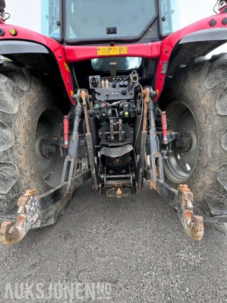 Tracteur agricole 2004 Massey Ferguson 6480 Dynashift - Frontlaster med hydraulisk redskapslås - Fronthydraulikk - 40 km - Fjærende hytte - tredje funksjon: photos 15
