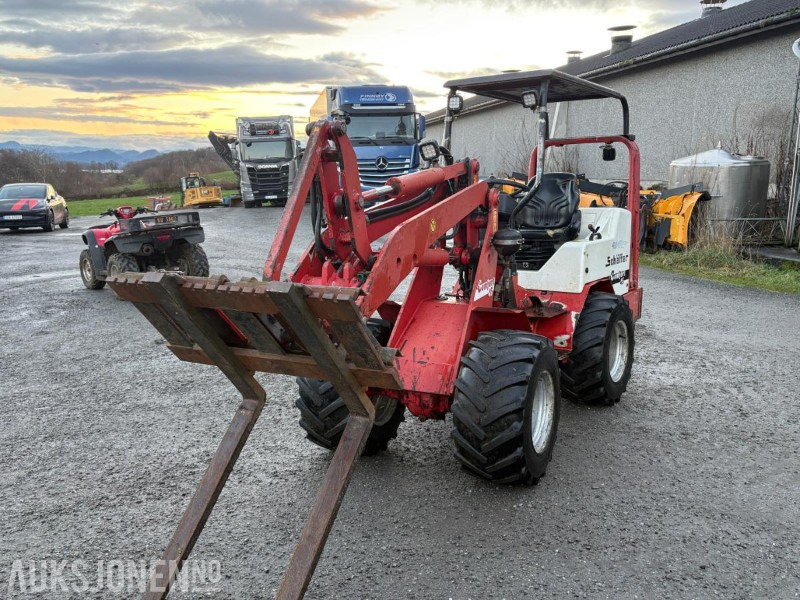 2004 Schäffer 3033S kompakt hjullaster med mye utstyr - Mini chargeuse: photos 1 2004 Schäffer 3033S kompakt hjullaster med mye utstyr - Mini chargeuse: photos 1