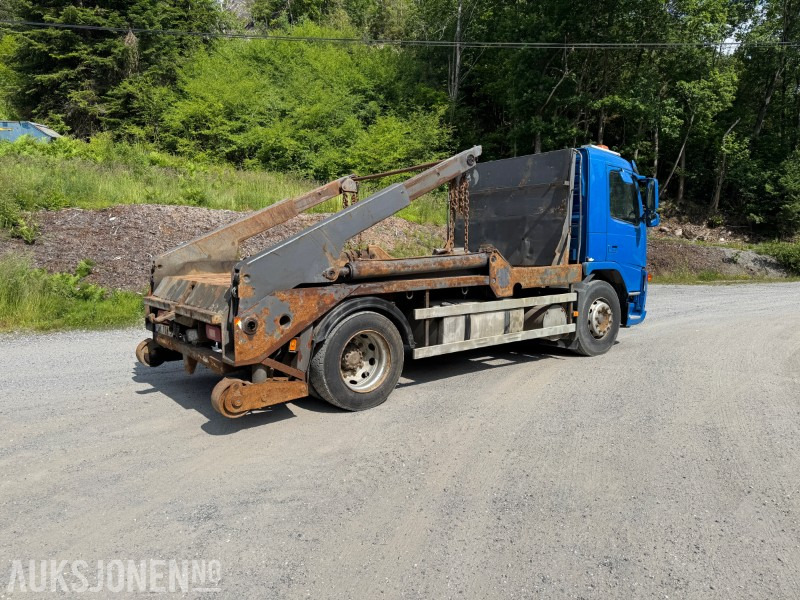 2004 Volvo FM9 containerløfter / liftbil – 15 tonn - Camion multibenne: photos 5 2004 Volvo FM9 containerløfter / liftbil – 15 tonn - Camion multibenne: photos 5