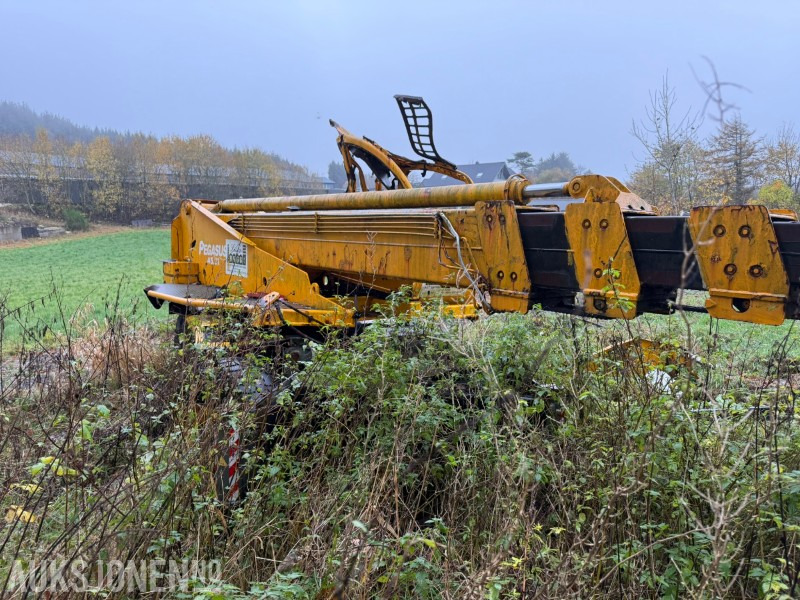 2005 Dieci Pegasus 45.21 Teleskoptruck / vinsj / kurv - delemaskin - Chariot télescopique: photos 4 2005 Dieci Pegasus 45.21 Teleskoptruck / vinsj / kurv - delemaskin - Chariot télescopique: photos 4