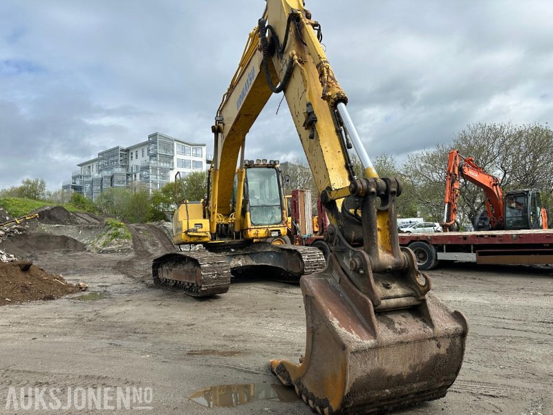 2005 Komatsu PC210LC-7K GRAVEMASKIN - 11000 Timer - Pelle: photos 3 2005 Komatsu PC210LC-7K GRAVEMASKIN - 11000 Timer - Pelle: photos 3