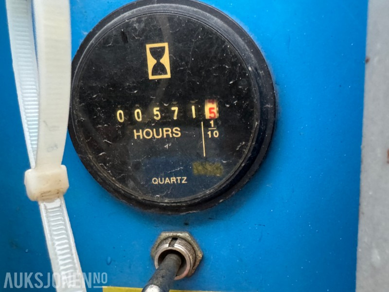 2006 Genie GR-12 5,5m mastelift - Nacelle: photos 5 2006 Genie GR-12 5,5m mastelift - Nacelle: photos 5