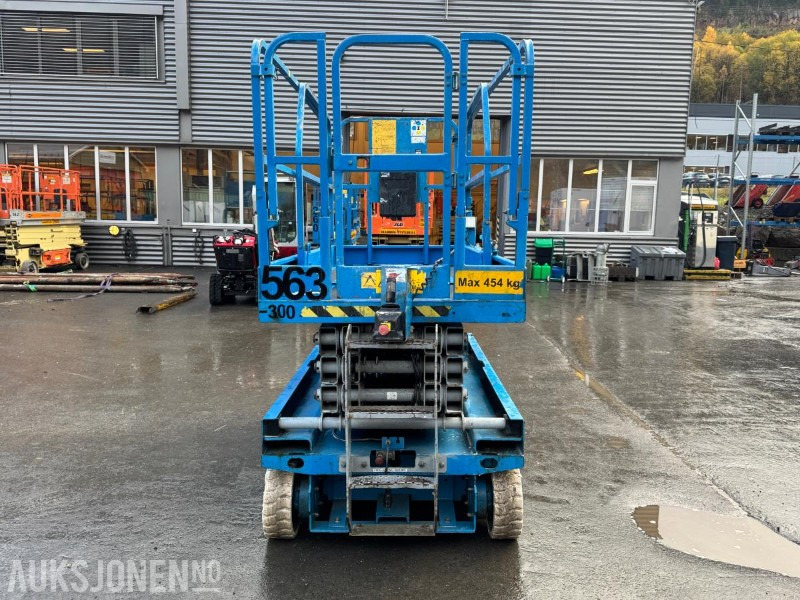 2006 Genie GS2646 sakselift / 10 meter arbeidshøyde / Sertifisert - Nacelle: photos 3 2006 Genie GS2646 sakselift / 10 meter arbeidshøyde / Sertifisert - Nacelle: photos 3