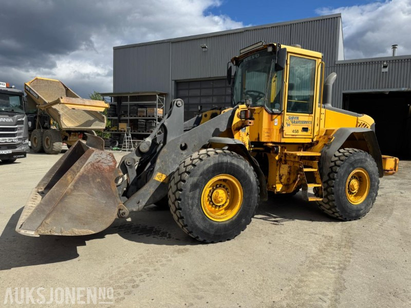 2006 Volvo L70E med skuffe - Chargeuse sur pneus: photos 1 2006 Volvo L70E med skuffe - Chargeuse sur pneus: photos 1