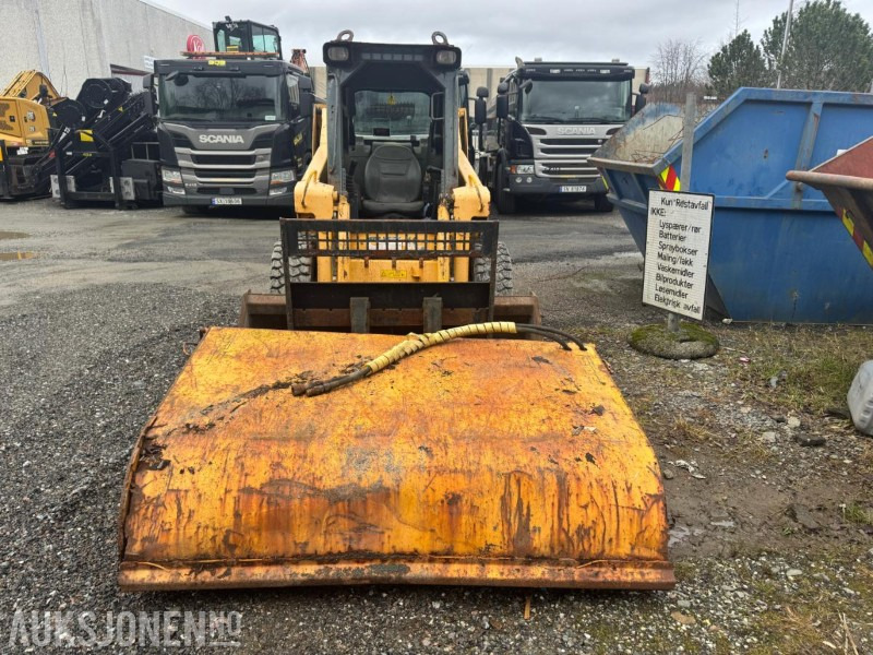 Mini chargeuse 2007 Gehl 4640 Kompaktlaster - Skuffe - Gafler - Kost - Timer:  1089: photos 9