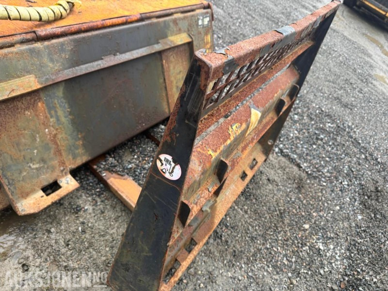 Mini chargeuse 2007 Gehl 4640 Kompaktlaster - Skuffe - Gafler - Kost - Timer:  1089: photos 28